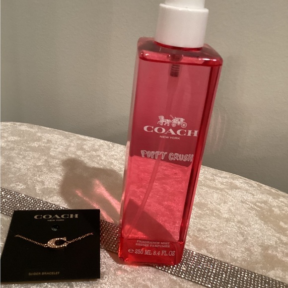 Beautiful bundle great gift new with tags - Picture 3 of 5